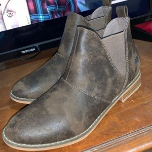 Rustic brown booties